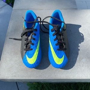 Kids Nike Soccer Cleats